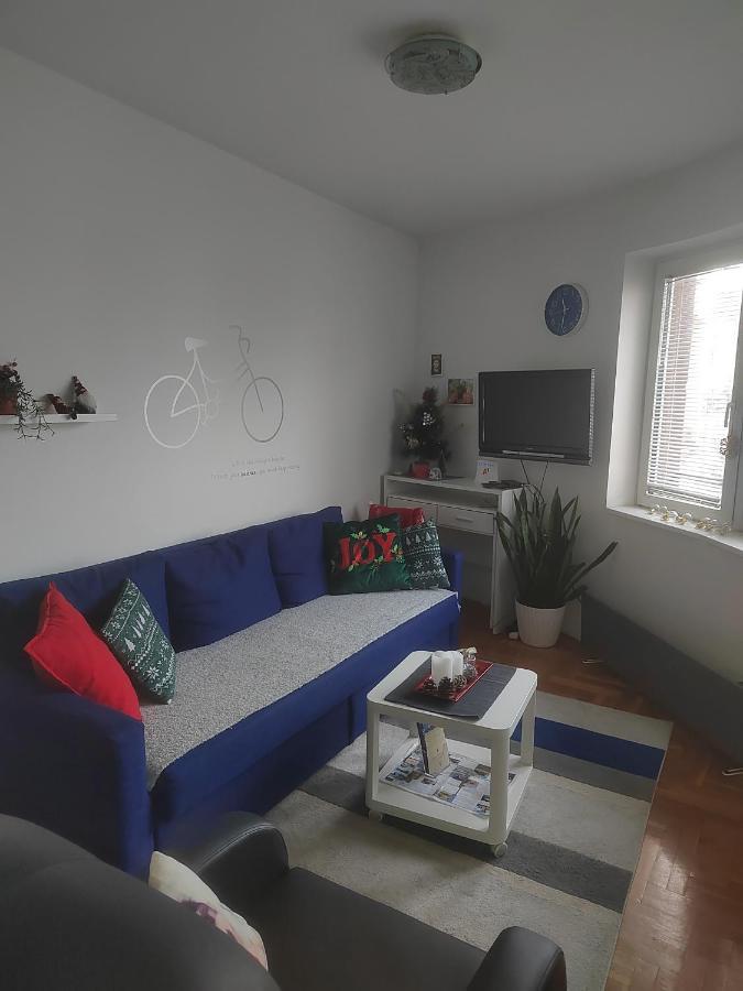 Anka Apartman Σμεντέρεβο Εξωτερικό φωτογραφία